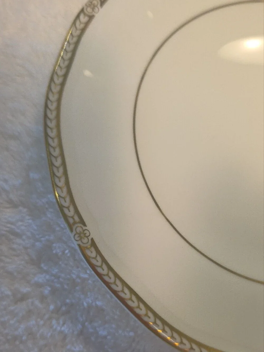 Wedgwood Bone China White Bread And Butter Plate with Gold Trim